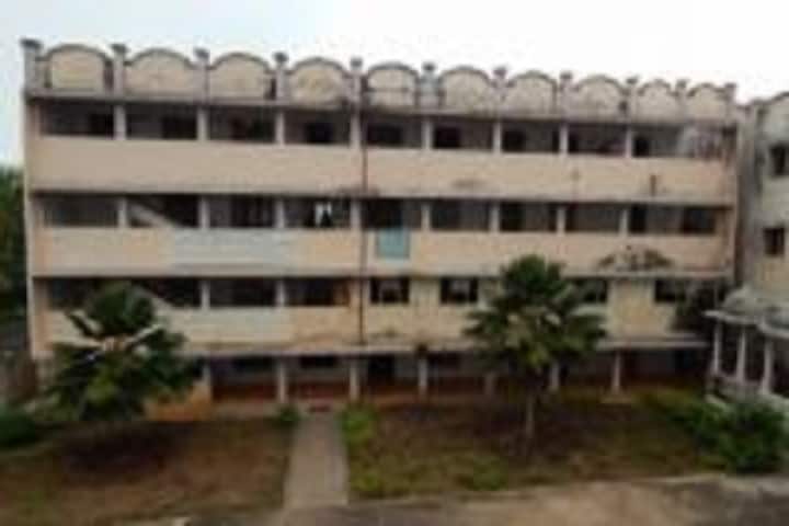K Chandrakala PG College campus in Tenali, Andhra Pradesh, India — photo 2