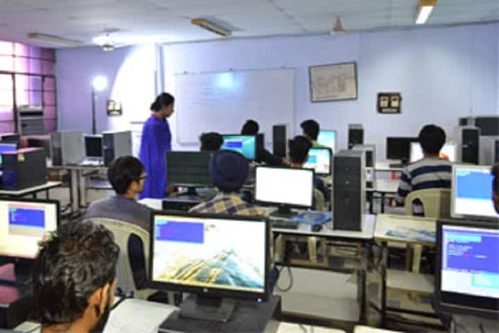 Government Polytechnic campus in Amritsar, Punjab, India — photo 3