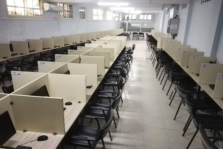 Islamia Karimia College campus in Indore, Madhya Pradesh, India — photo 5
