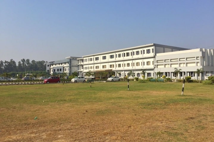 Sri Sukhmani Dental College and Hospital campus in Haripur Hinduan, Punjab, India — photo 1