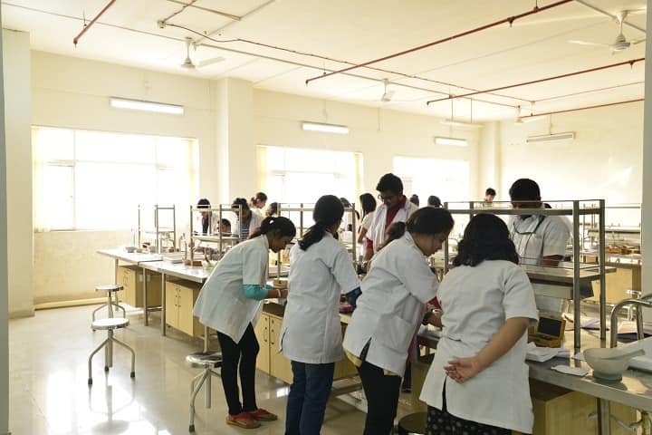 IQ City Medical College and Narayana Multispeciality Hospital campus in Durgapur, West Bengal, India — photo 4