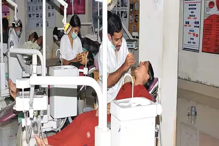 Sri Sankara Dental College campus in Thiruvananthapuram, Kerala, India — photo 2