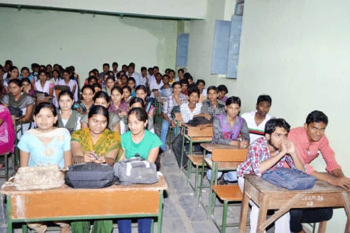 Shri RR Lahoti Science College campus in Amravati, Maharashtra, India — photo 4