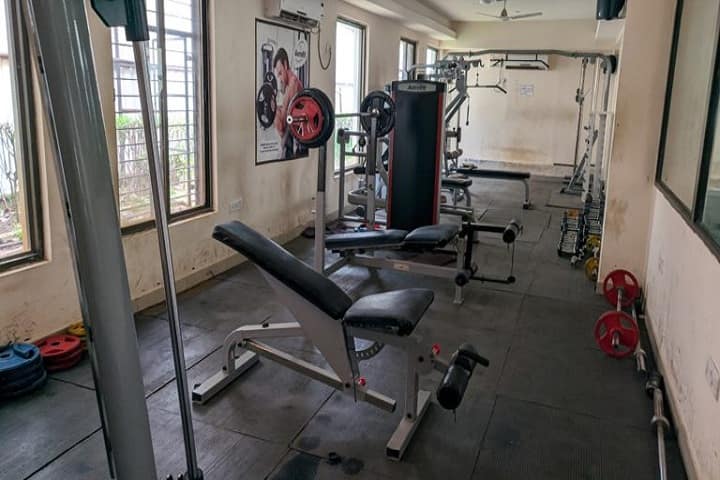 Sri Sai College of Dental Surgery campus in Vikarabad, Telangana, India — photo 3