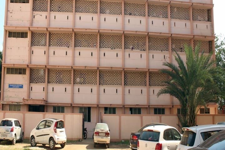 Sri Ramakrishna Dental College and Hospital campus in Coimbatore, Tamil Nadu, India — photo 3