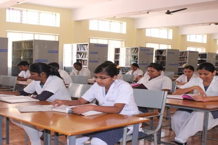 Sri Ramakrishna Dental College and Hospital campus in Coimbatore, Tamil Nadu, India — photo 5