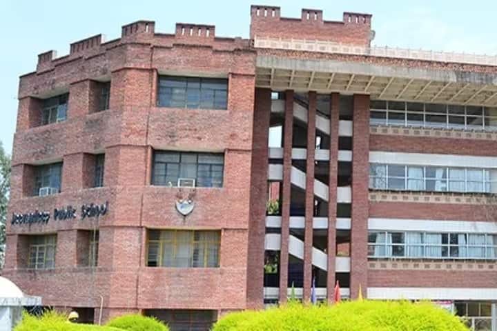 Jeevandeep Institute of Management and Technology campus in Varanasi, Uttar Pradesh, India — photo 1