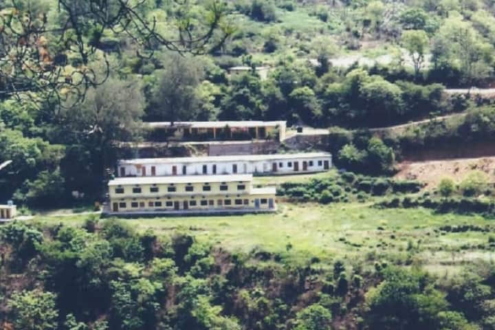 Bal Ganga Degree College campus in Tehri Garhwal, Uttarakhand, India — photo 2