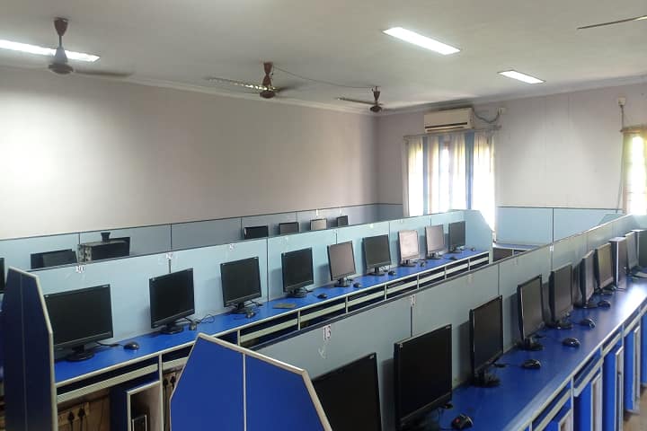 Sri Balaji Vidya Parishad Degree College campus in Visakhapatnam, Andhra Pradesh, India — photo 4