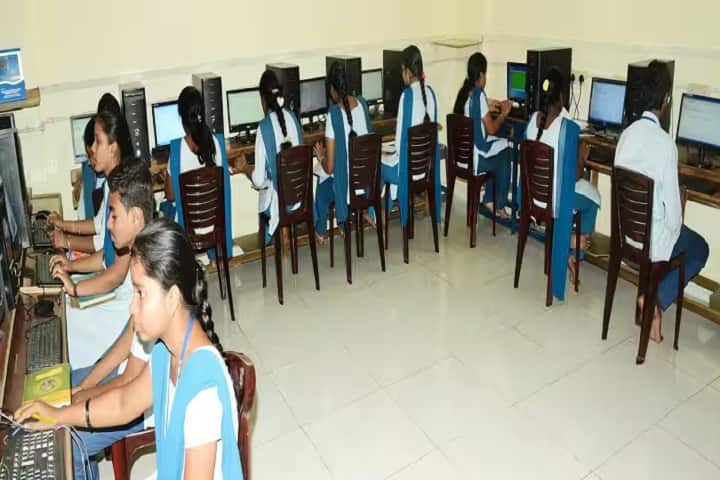 Dr Hima Sekhar Degree College campus in Visakhapatnam, Andhra Pradesh, India — photo 4