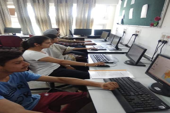 Chandigarh College of Engineering and Technology Diploma Wing campus in Chandigarh, India — photo 4
