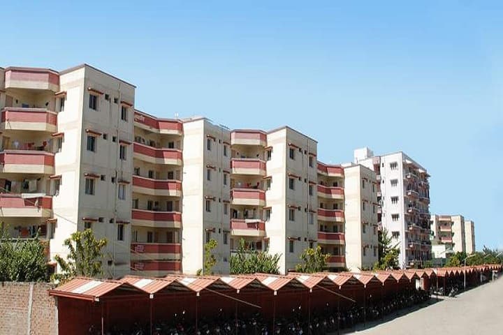 Sri Aurobindo College of Dentistry campus in Indore, Madhya Pradesh, India — photo 5