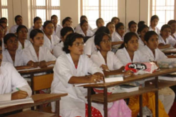 Sree Sai Dental College and Research Institute campus in Srikakulam, Andhra Pradesh, India — photo 3
