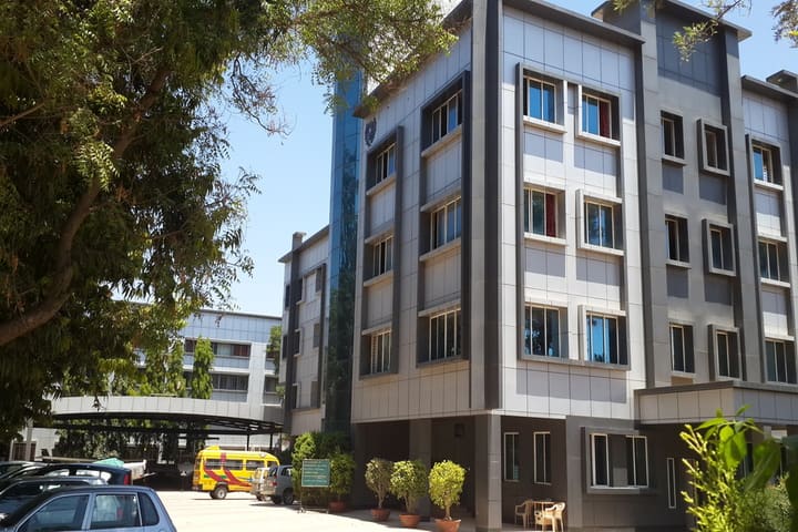 Hindustan Business School campus in Bangalore, Karnataka, India — photo 1