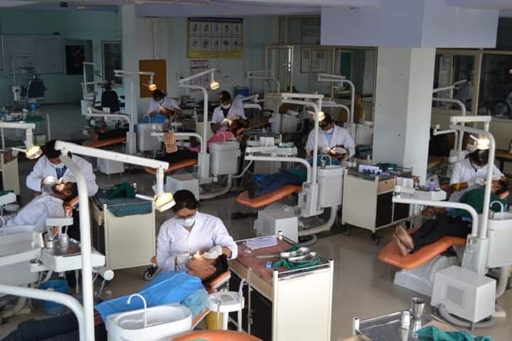 SMBT Dental College and Hospital and Post Graduate Research Center campus in Sangamner, Maharashtra, India — photo 4