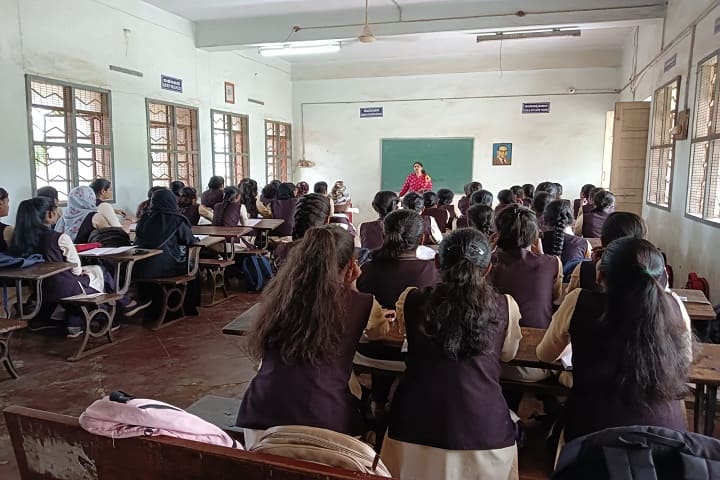 Government Polytechnic for Women campus in Hubli, Karnataka, India — photo 2