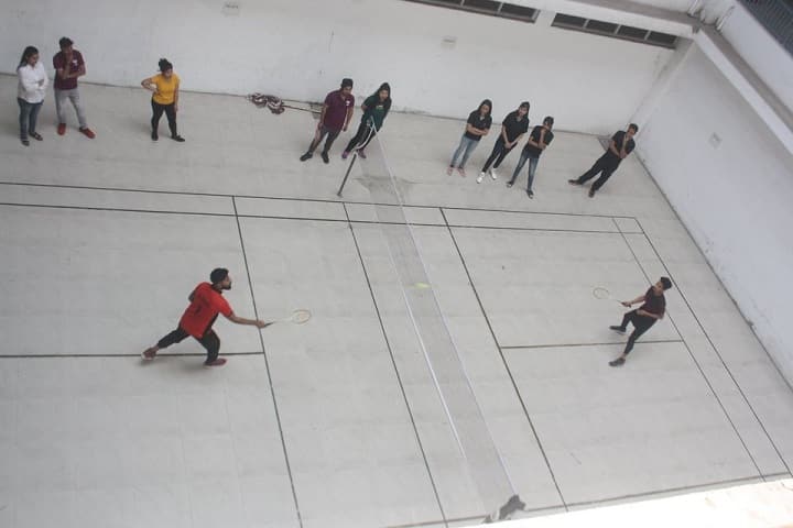 Shree Bankey Bihari Dental College and Research Centre campus in Ghaziabad, Uttar Pradesh, India — photo 3