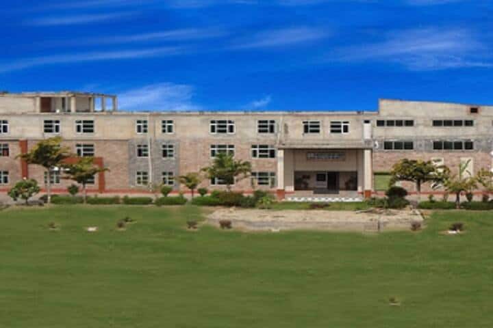 Shaheed Kartar Singh Sarabha Dental College and Hospital campus in Sarabha, Punjab, India — photo 1