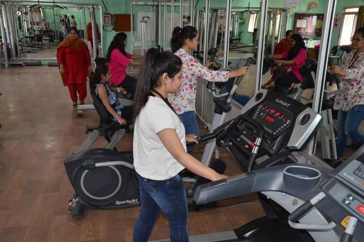 DAV College for Girls campus in Yamuna Nagar, Haryana, India — photo 3