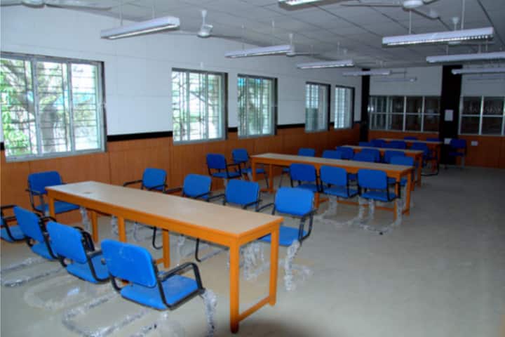 Bankura Sammilani Medical College campus in Bankura, West Bengal, India — photo 6