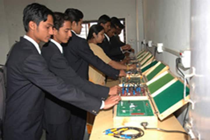 Dr Ram Manohar Lohia Institutions College of Bioscience and Technology campus in Aurangabad, Maharashtra, India — photo 4