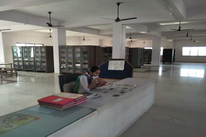 Municipal Arts and Commerce College campus in Upleta, Gujarat, India — photo 6