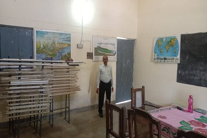 Sanjay Gandhi PG College campus in Sultanpur, Uttar Pradesh, India — photo 6