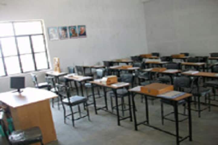 Deepanshu Women's Degree College campus in Saharanpur, Uttar Pradesh, India — photo 6