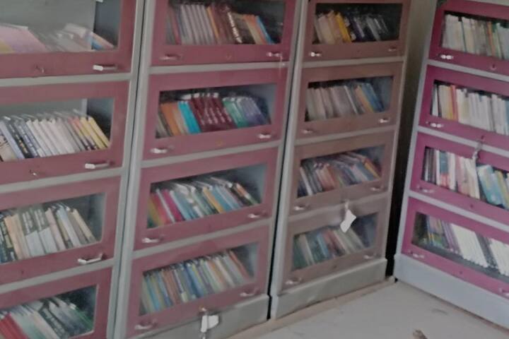 Pt Ramakant Shukla Mahavidyalaya campus in Allahabad, Uttar Pradesh, India — photo 5