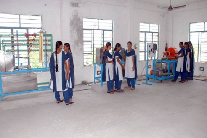 Sri Padmavathi Mahila Hindu Degree Kalasala campus in Machilipatnam, Andhra Pradesh, India — photo 3