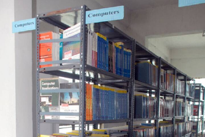 Sri Padmavathi Mahila Hindu Degree Kalasala campus in Machilipatnam, Andhra Pradesh, India — photo 4