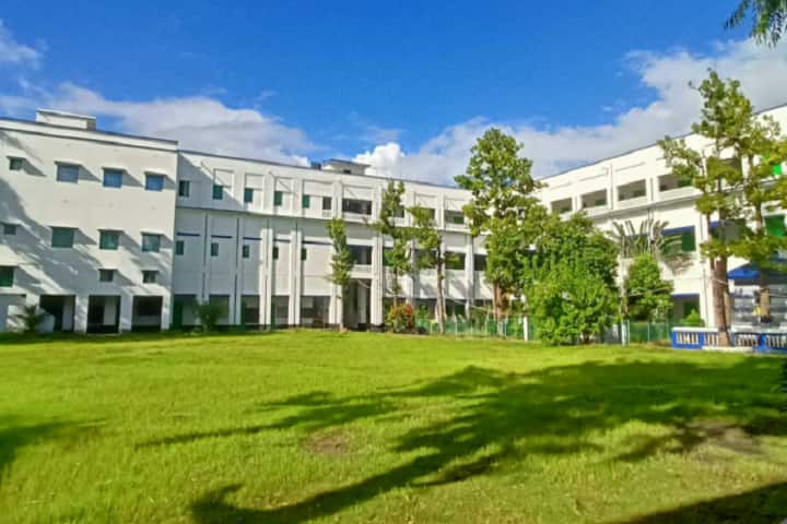 Fakir Chand College campus in 24 Parganas South, West Bengal, India — photo 2