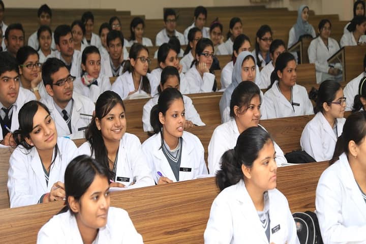 Netaji Subhash Chandra Bose Subharti Medical College campus in Panchli Khurd, Uttar Pradesh, India — photo 2