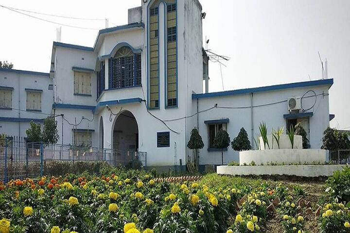 Hingalganj Mahavidyalaya campus in North 24 Parganas, West Bengal, India — photo 3