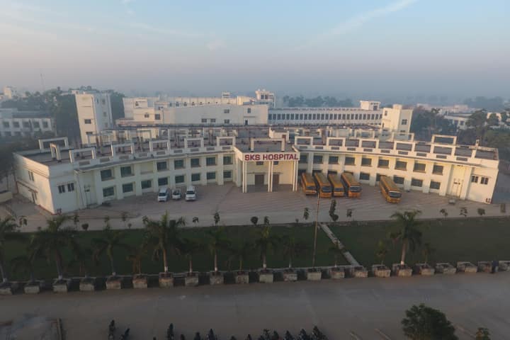 SKS Hospital Medical College and Research Centre campus in Mathura, Uttar Pradesh, India — photo 1