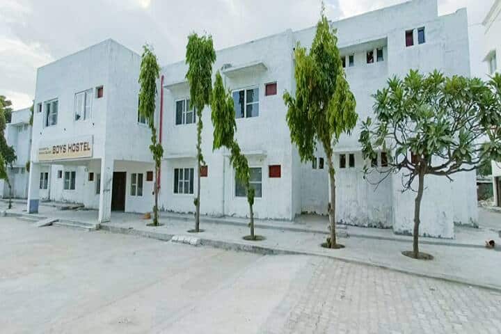 SKS Hospital Medical College and Research Centre campus in Mathura, Uttar Pradesh, India — photo 3