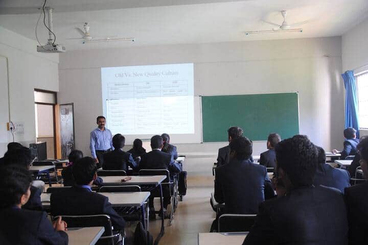 Jain College of MCA and MBA campus in Belgaum, Karnataka, India — photo 2