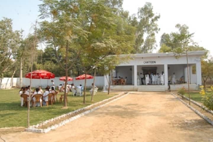Punjabi University Neighbourhood Campus campus in Maur, Punjab, India — photo 3