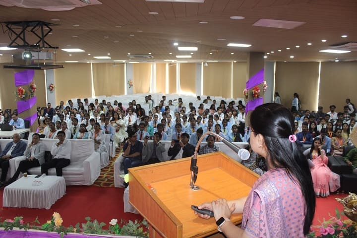 Shri Gorakshnath Medical College Hospital and Research Centre campus in Gorakhpur, Uttar Pradesh, India — photo 5