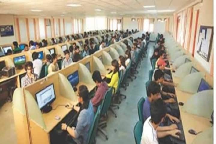 Sharda School of Medical Sciences and Research campus in Greater Noida, Uttar Pradesh, India — photo 5