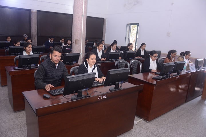 Mariyam Institute of Higher Studies and Allied Courses campus in Haldwani, Uttarakhand, India — photo 2