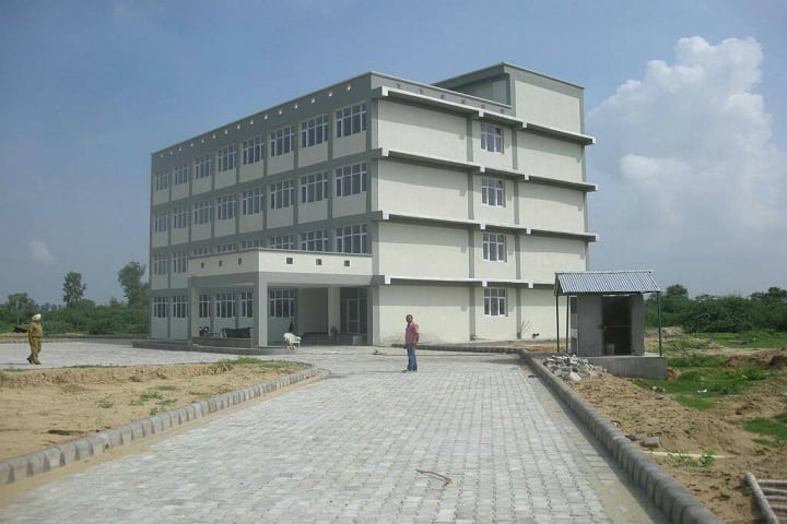 Punjabi University campus in Mansa, Punjab, India — photo 1