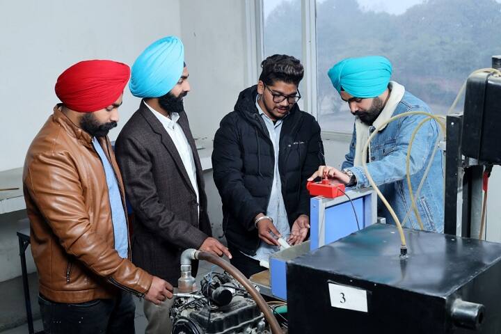Guru Nanak Dev Khalsa Girls College campus in Bathinda, Punjab, India — photo 5