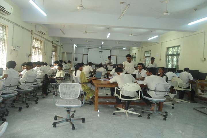 Government Polytechnic College campus in Chennai, Tamil Nadu, India — photo 4