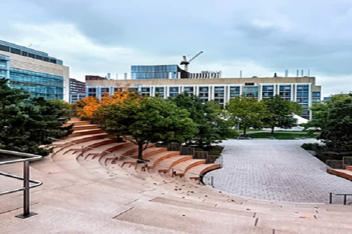 Indrapati PG College campus in Jaunpur, Uttar Pradesh, India — photo 1