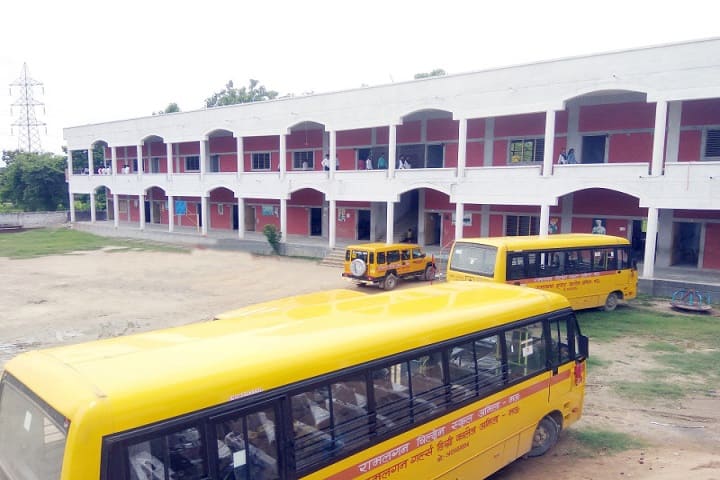 Ramlagan Girls Degree College campus in Mau, Uttar Pradesh, India — photo 6