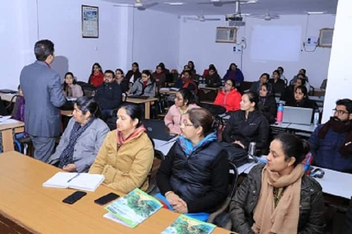 University School of Business Studies campus in Talwandi Sabo, Punjab, India — photo 2