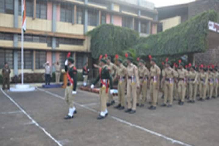 Venutai Chavan College campus in Karad, Maharashtra, India — photo 5
