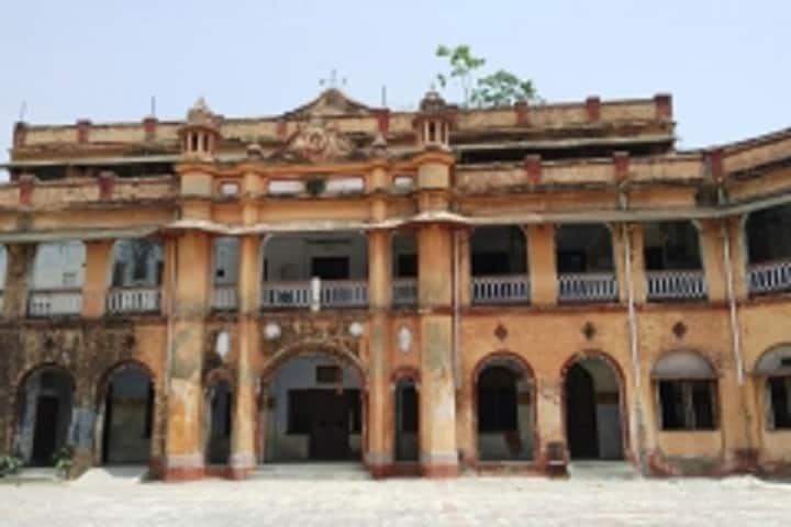 Mahila Vidyalaya Degree College campus in Lucknow, Uttar Pradesh, India — photo 2