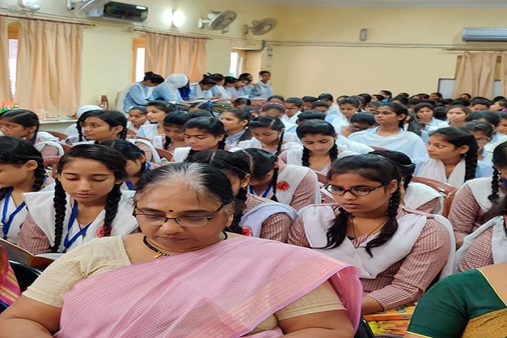 Mahila Vidyalaya Degree College campus in Lucknow, Uttar Pradesh, India — photo 5